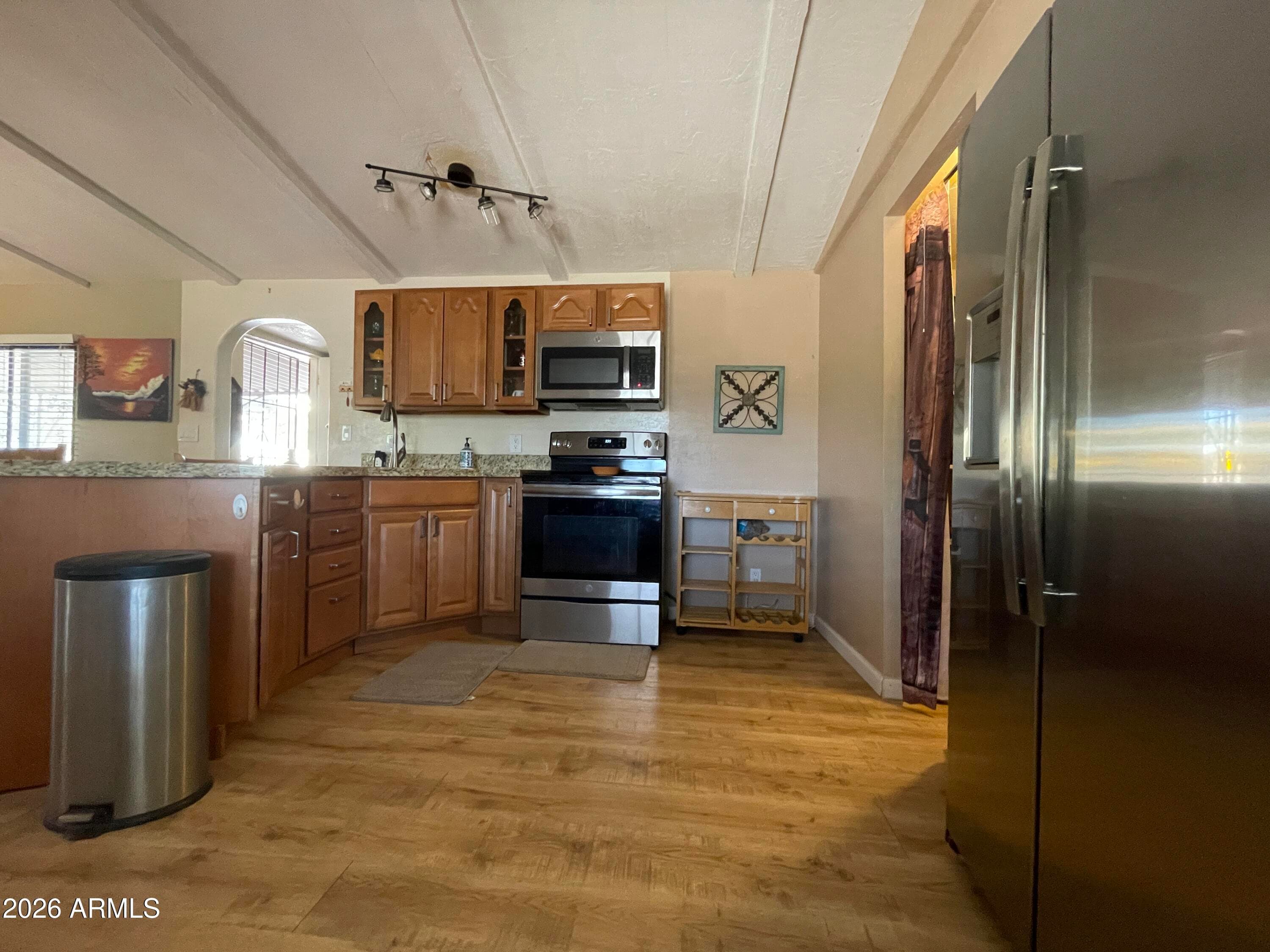 106 E LYNN Way, Queen Valley, AZ 85118 — photo 9 of 21