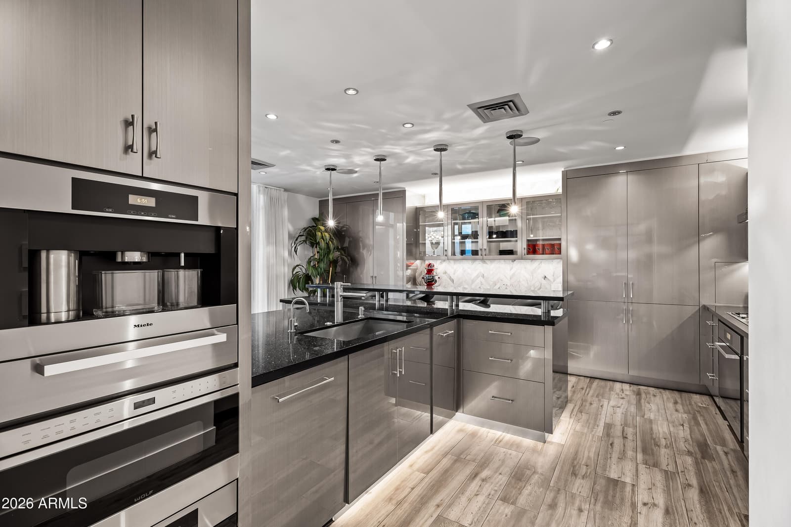 140 E RIO SALADO Parkway 1201, Tempe, AZ 85281 — photo 17 of 49