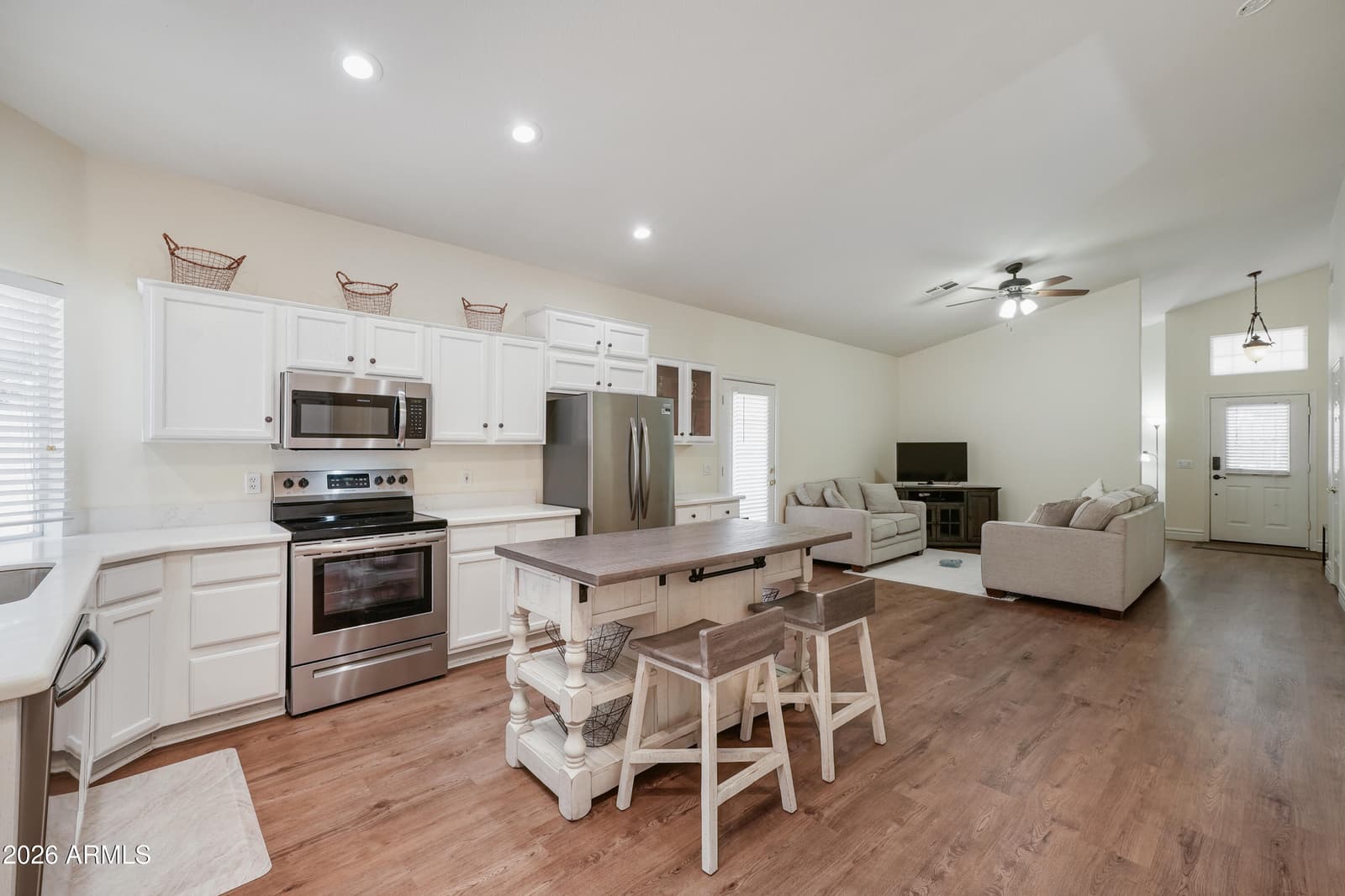 2138 E MALLARD Court, Gilbert, AZ 85234 — photo 3 of 20