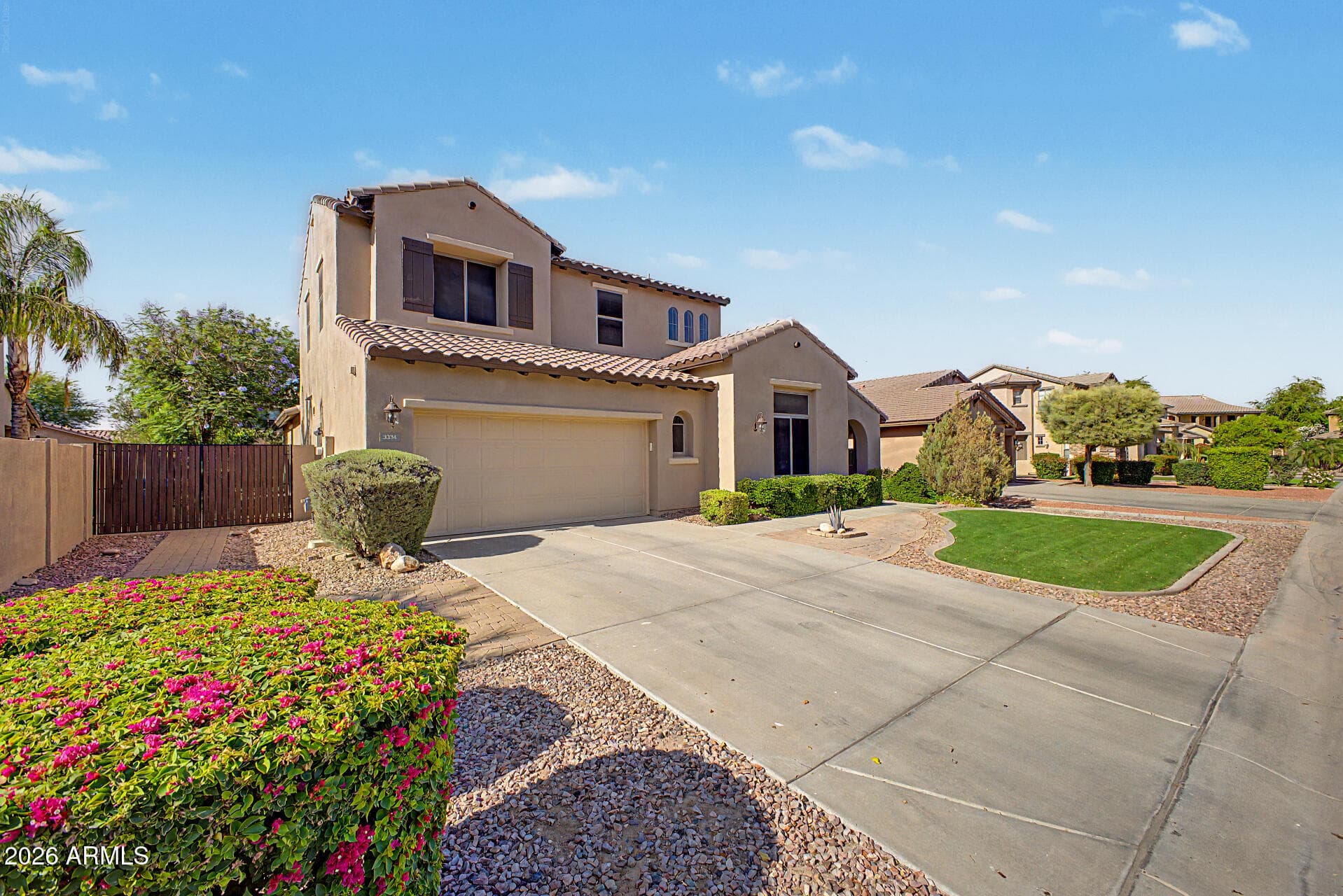 3334 E GRAND CANYON Drive, Chandler, AZ 85249 — photo 4 of 59