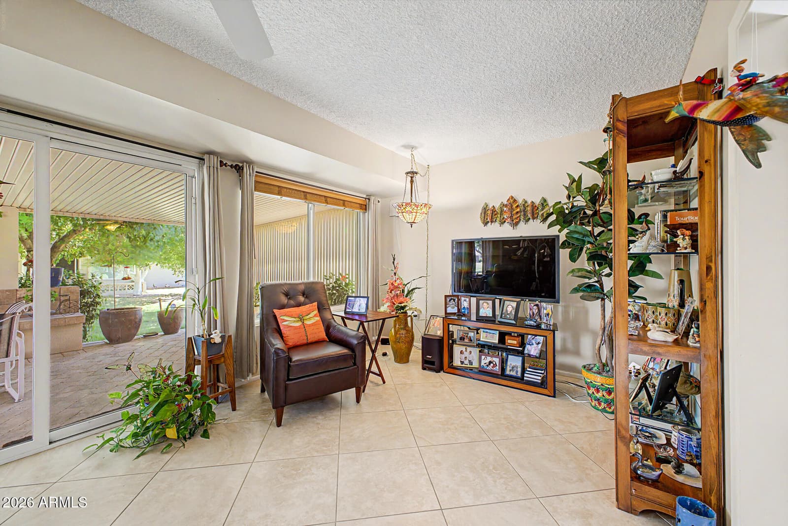 10418 W EL CAPITAN Circle, Sun City, AZ 85351 — photo 9 of 36