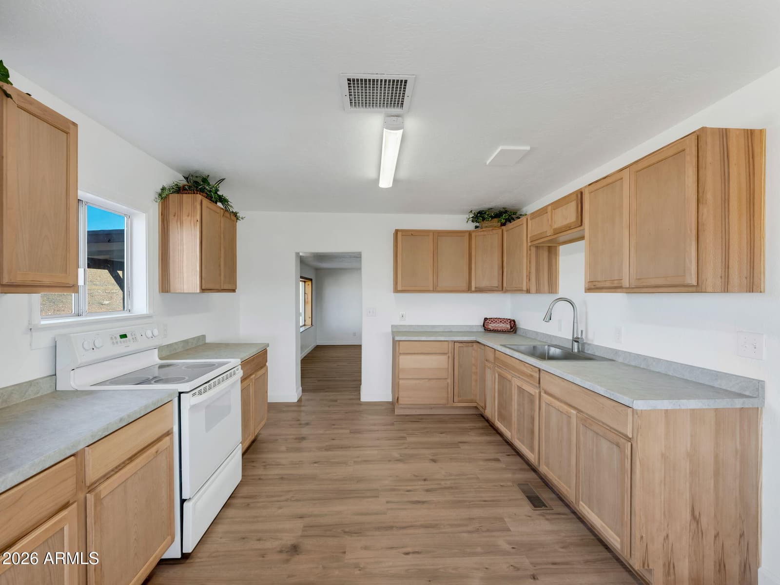 3125 W BIG CHINO Road, Paulden, AZ 86334 — photo 10 of 72