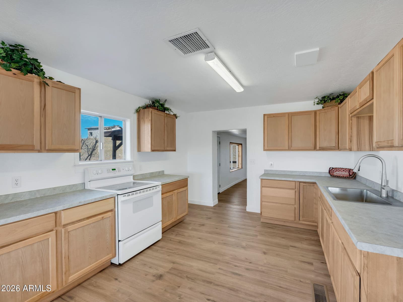 3125 W BIG CHINO Road, Paulden, AZ 86334 — photo 11 of 72