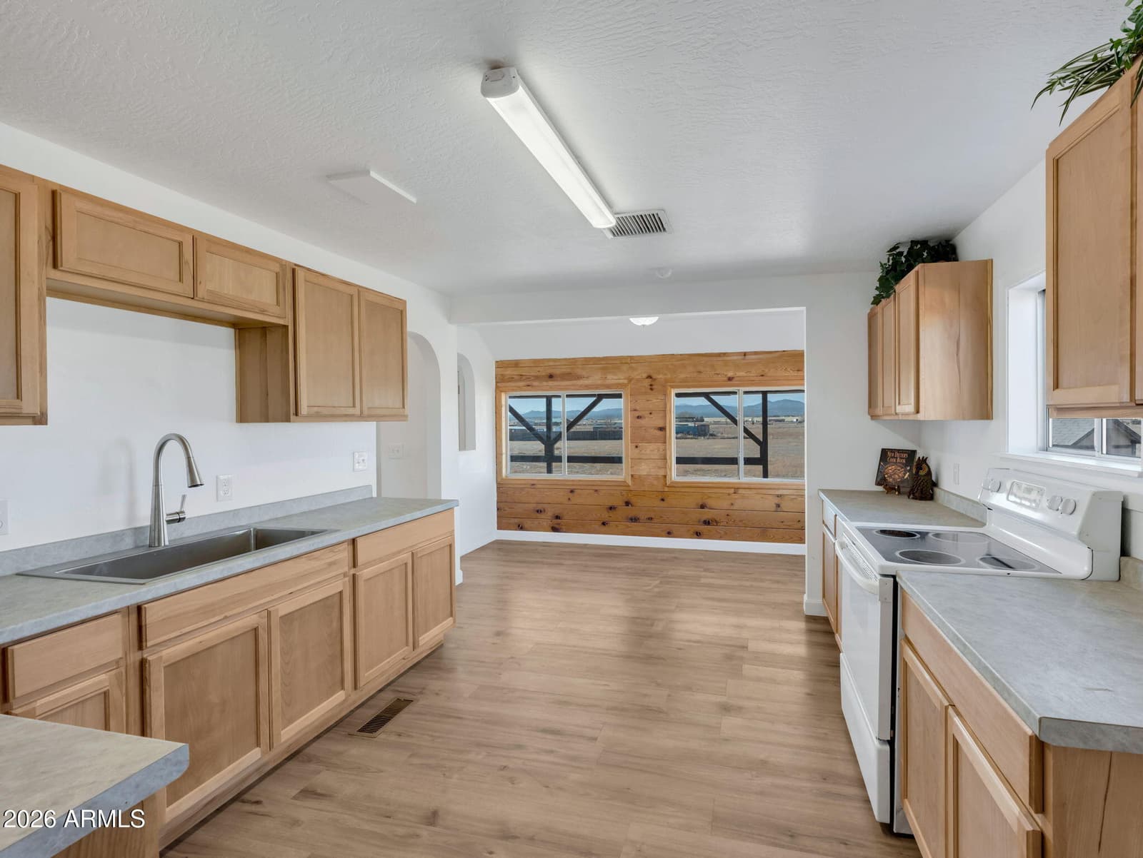 3125 W BIG CHINO Road, Paulden, AZ 86334 — photo 12 of 72