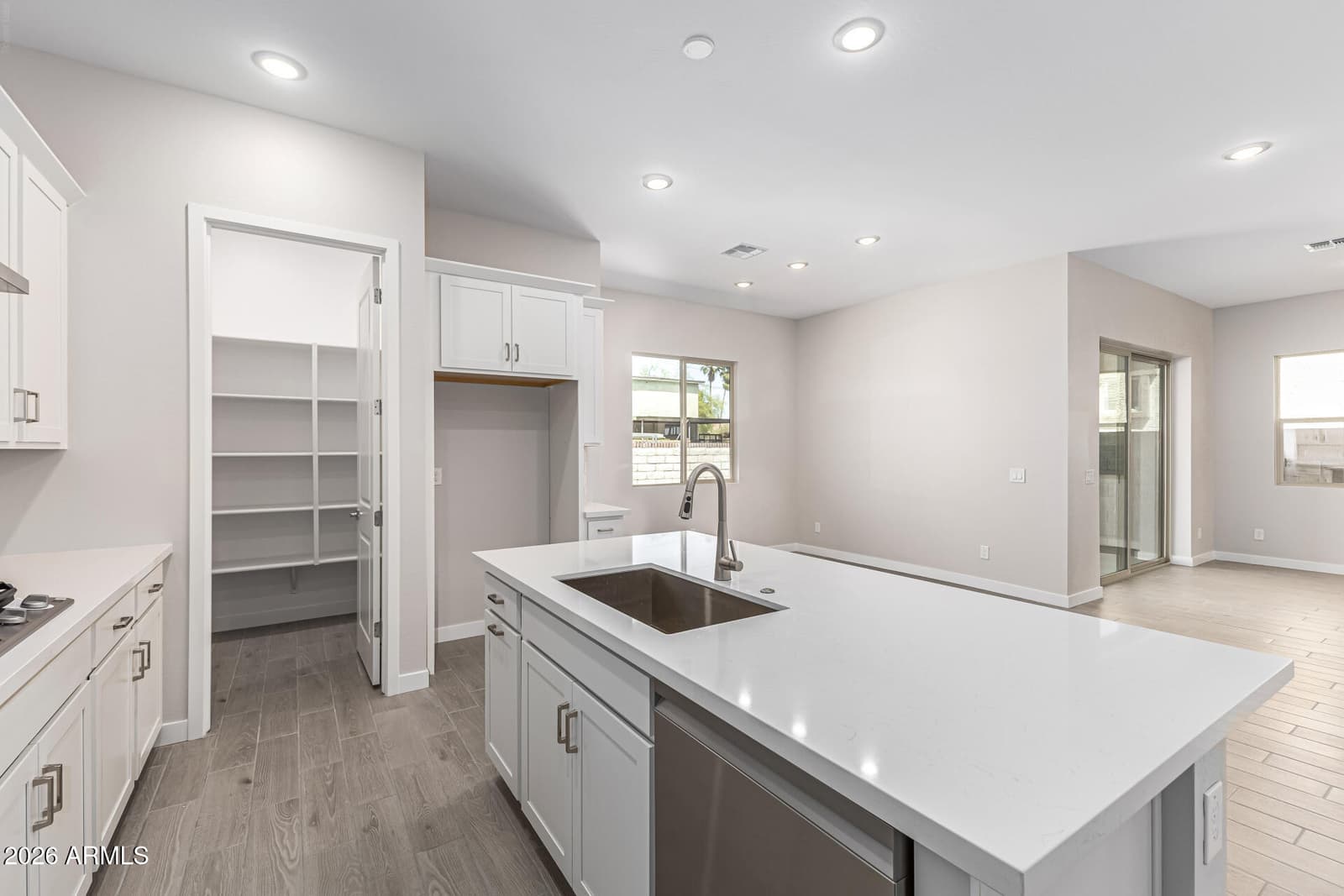 8932 E COVINA Street, Mesa, AZ 85207 — photo 5 of 18