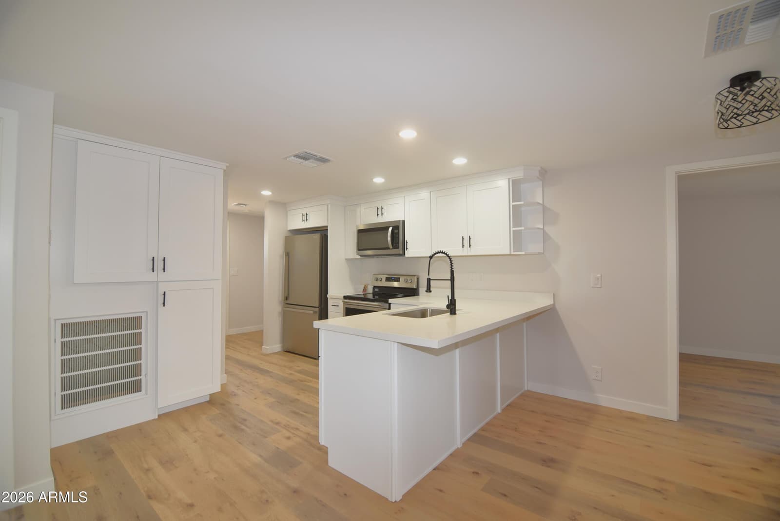 508 S 98TH Street, Mesa, AZ 85208 — photo 5 of 34