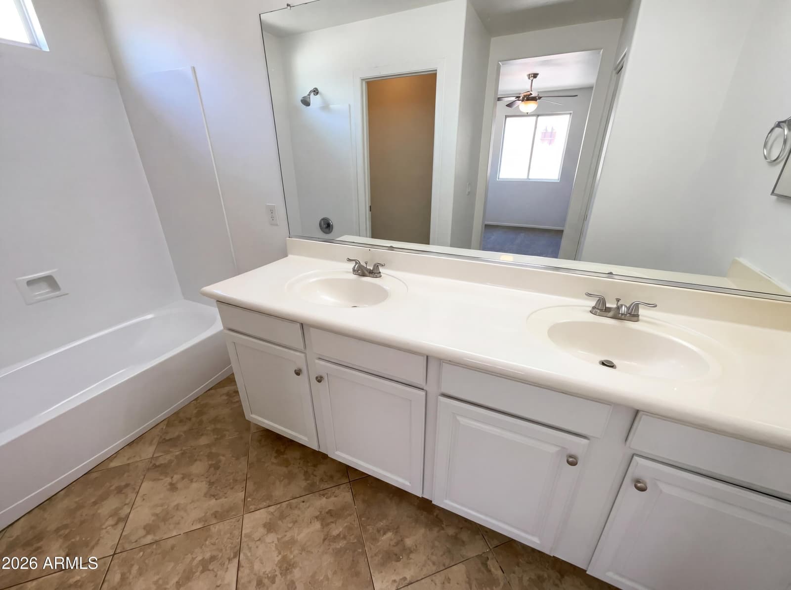 4246 E TYSON Street, Gilbert, AZ 85295 — photo 17 of 35
