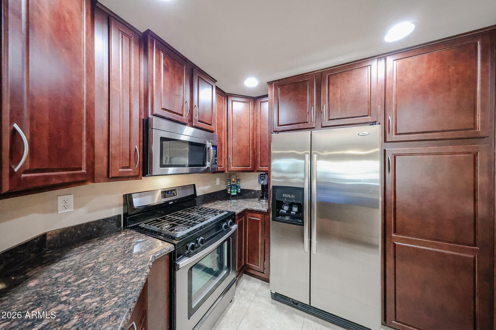 5350 E DEER VALLEY Drive 1413, Phoenix, AZ 85054 — photo 5 of 52