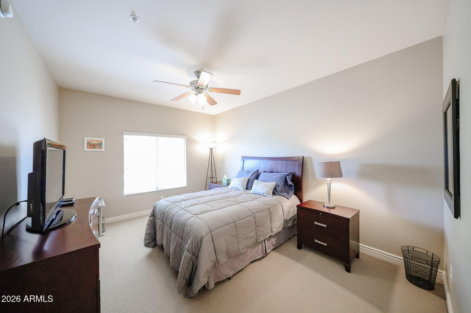 5350 E DEER VALLEY Drive 1413, Phoenix, AZ 85054 — photo 17 of 52