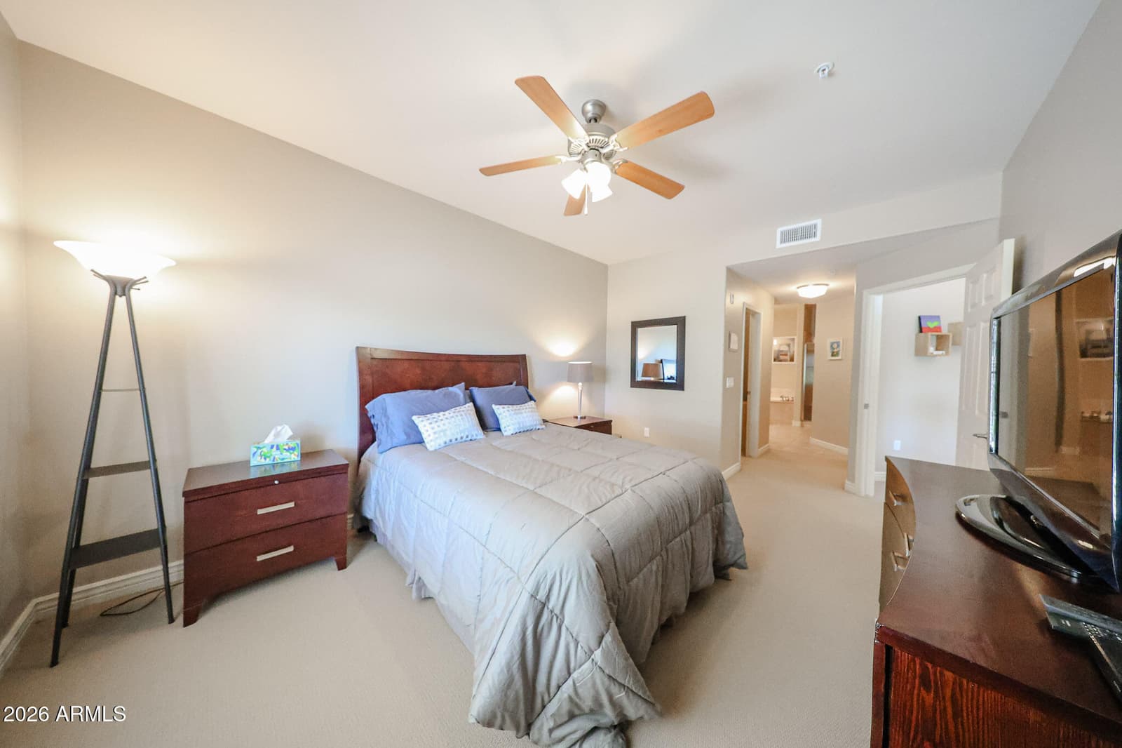 5350 E DEER VALLEY Drive 1413, Phoenix, AZ 85054 — photo 19 of 52