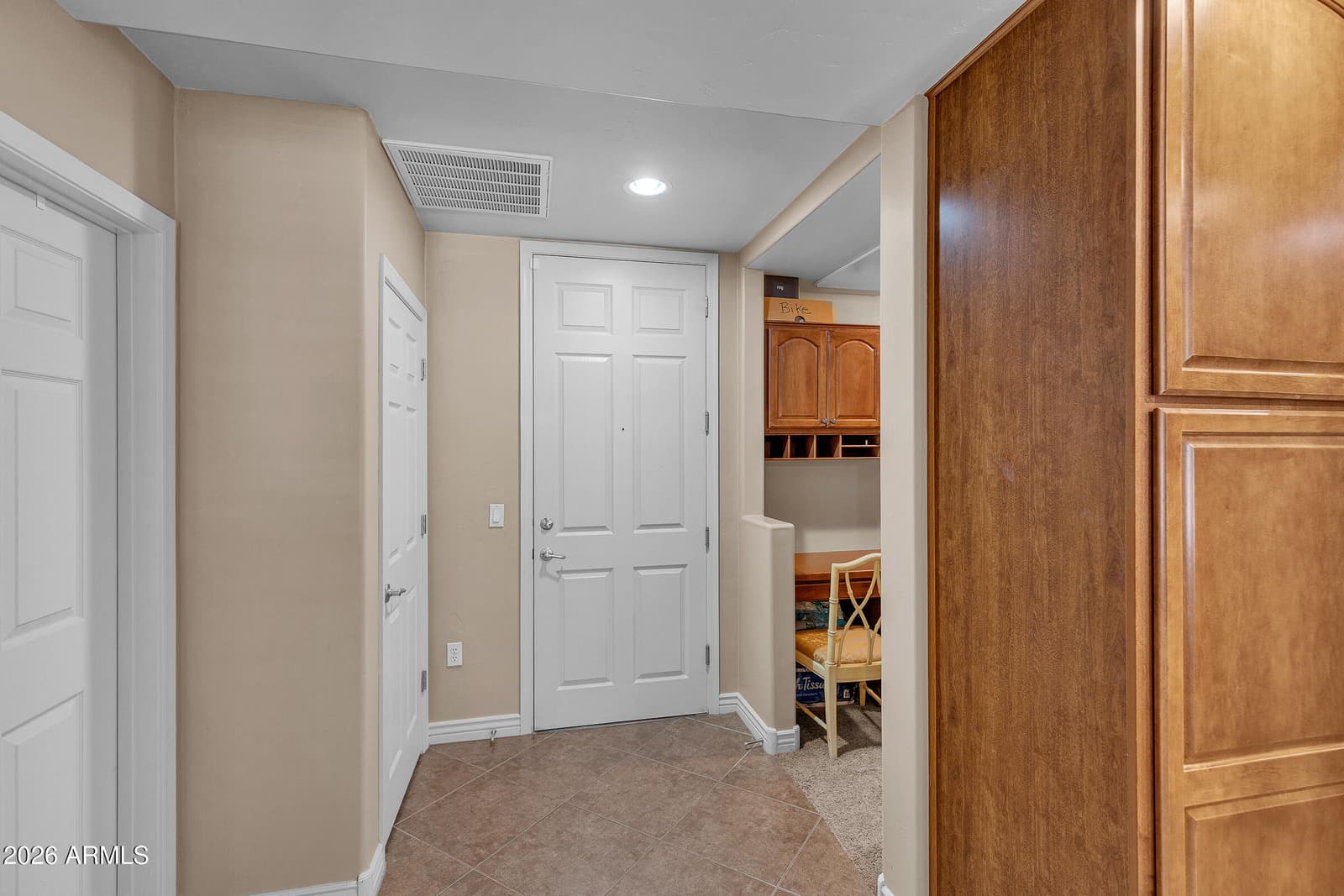 5450 E DEER VALLEY Drive E 1201, Phoenix, AZ 85054 — photo 6 of 26