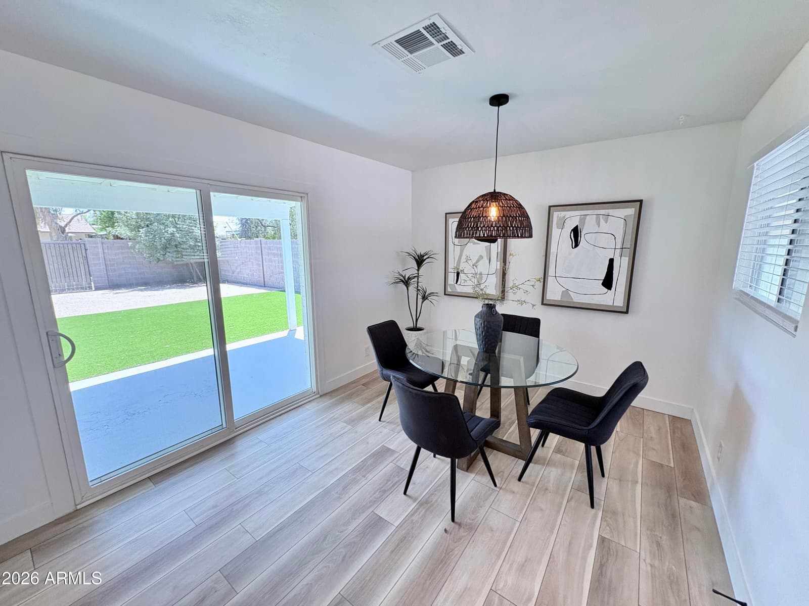 2213 E JANICE Way, Phoenix, AZ 85022 — photo 12 of 22