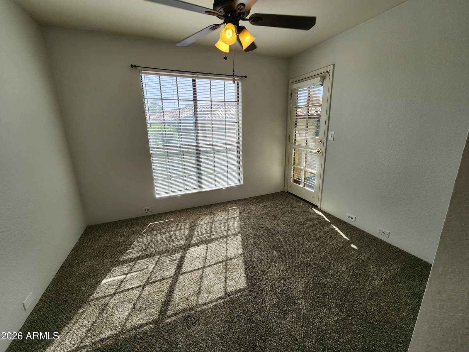 7557 N DREAMY DRAW Drive 248, Phoenix, AZ 85020 — photo 16 of 28