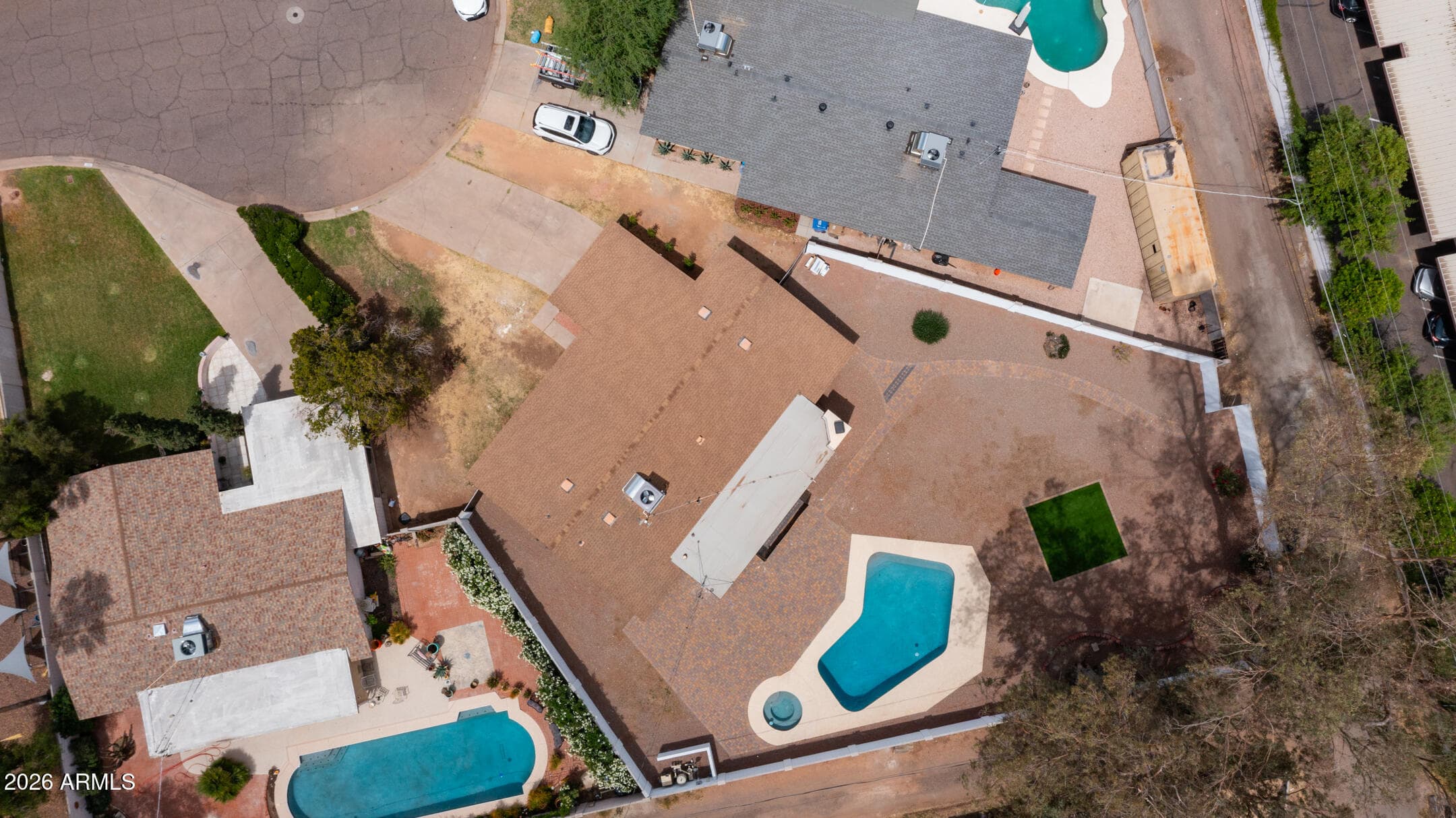 1325 E AVALON Drive, Phoenix, AZ 85014 — photo 56 of 61