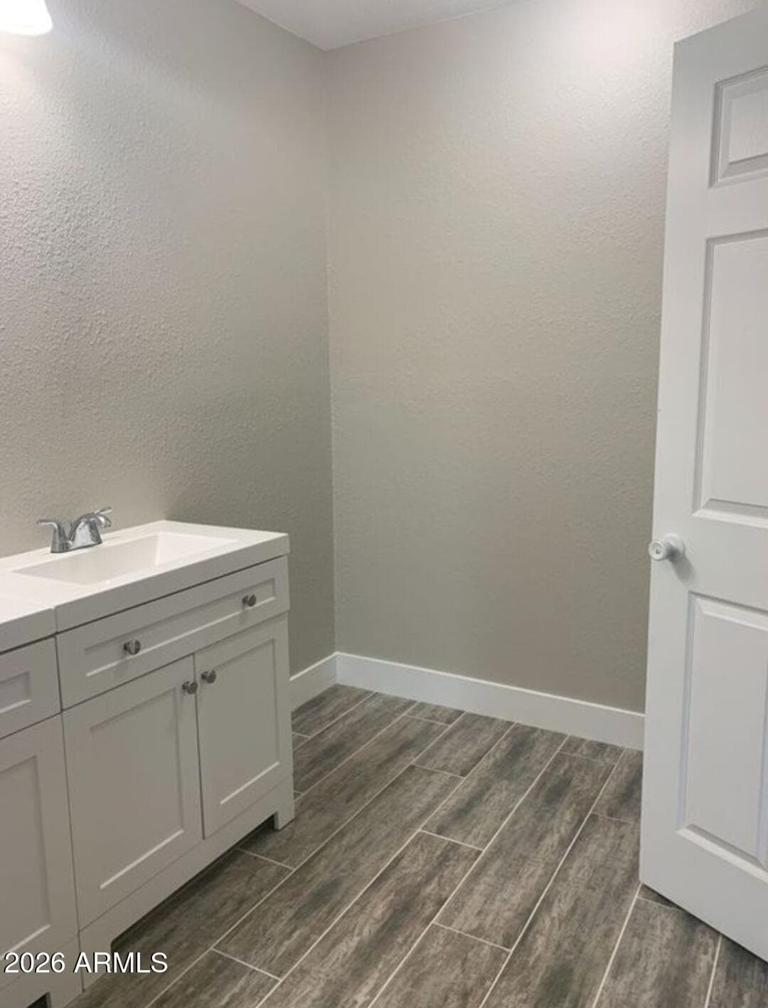 1656 E INDIANOLA Avenue, Phoenix, AZ 85016 — photo 9 of 26