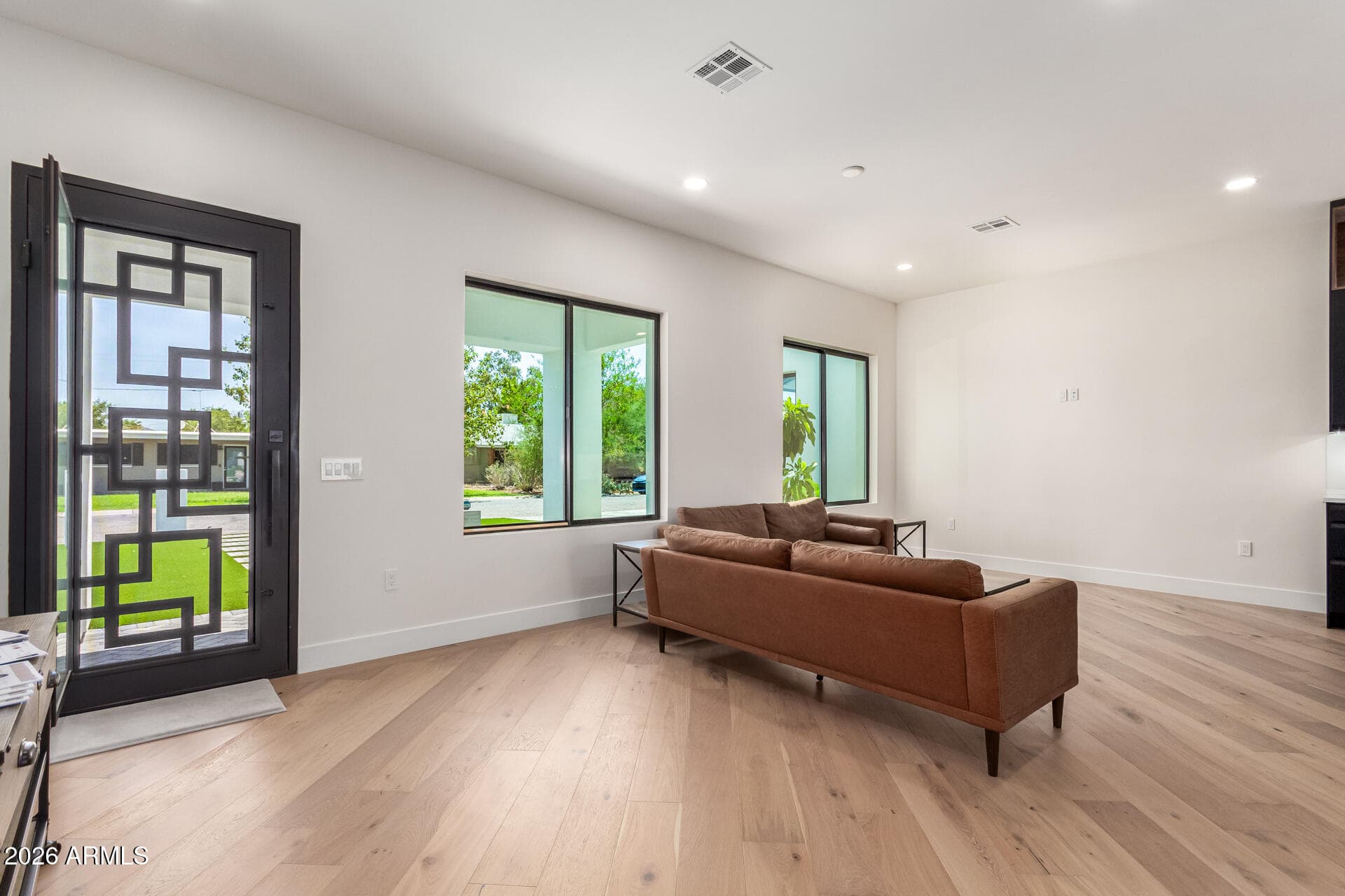 3014 E AVALON Drive, Phoenix, AZ 85016 — photo 11 of 55