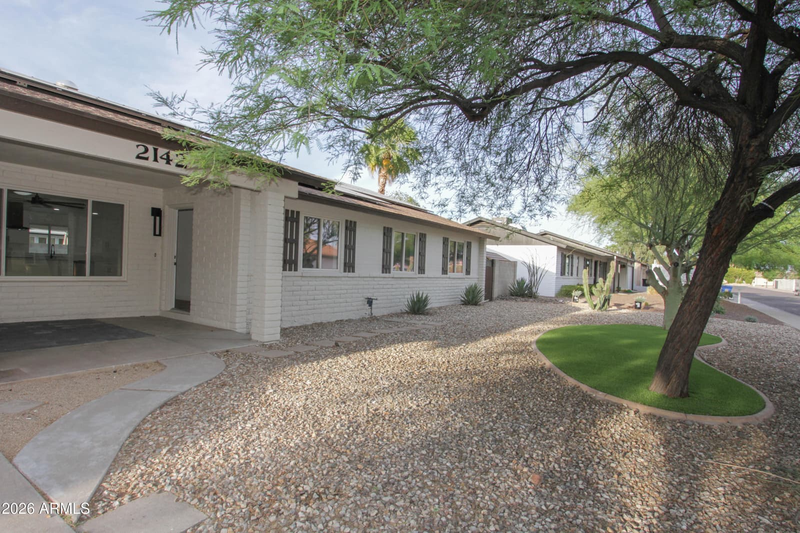 2142 W KERRY Lane, Phoenix, AZ 85027 — photo 17 of 49
