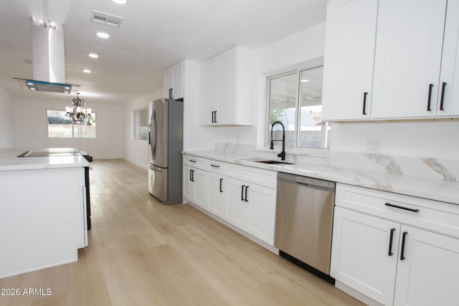 2142 W KERRY Lane, Phoenix, AZ 85027 — photo 2 of 49
