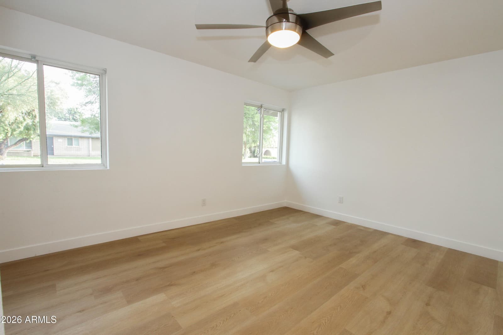 2142 W KERRY Lane, Phoenix, AZ 85027 — photo 26 of 49