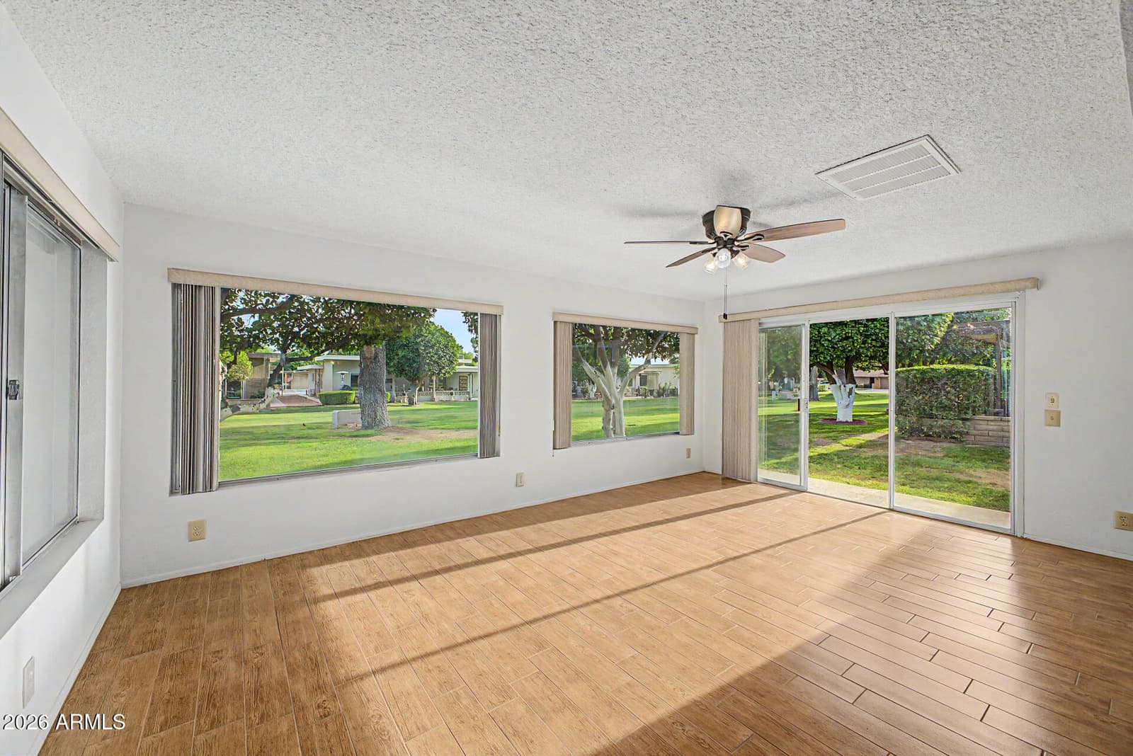 10345 W GARNETTE Drive, Sun City, AZ 85373 — photo 12 of 31