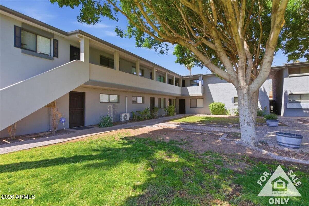4224 N 12TH Street 203, Phoenix, AZ 85014 — photo 3 of 17