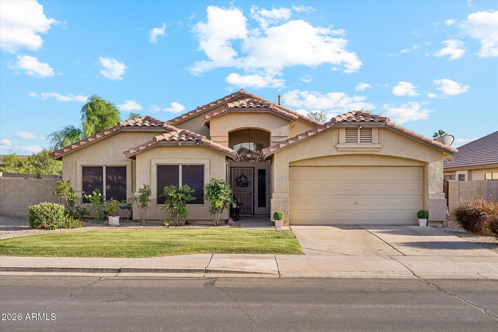 9721 E OBISPO Avenue SE, Mesa, AZ 85212 — photo 1 of 36