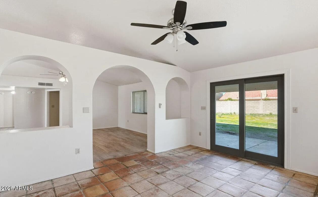 7016 E MENLO Street, Mesa, AZ 85207 — photo 14 of 29