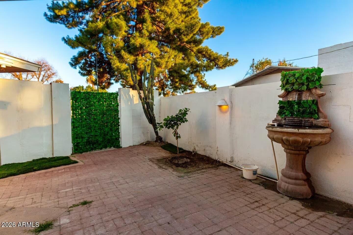 490 N VINE Street, Chandler, AZ 85225 — photo 13 of 47