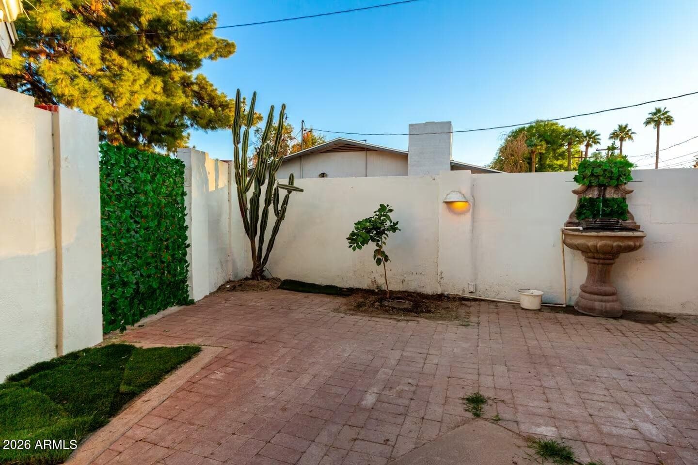 490 N VINE Street, Chandler, AZ 85225 — photo 14 of 47