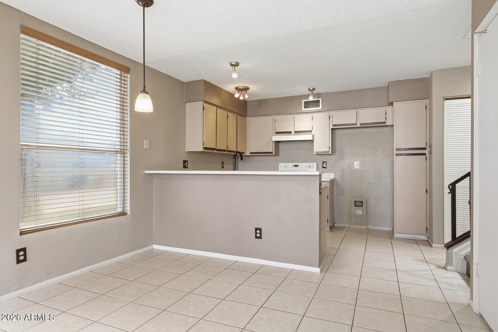 1717 E UNION HILLS Drive 1096, Phoenix, AZ 85024 — photo 6 of 21
