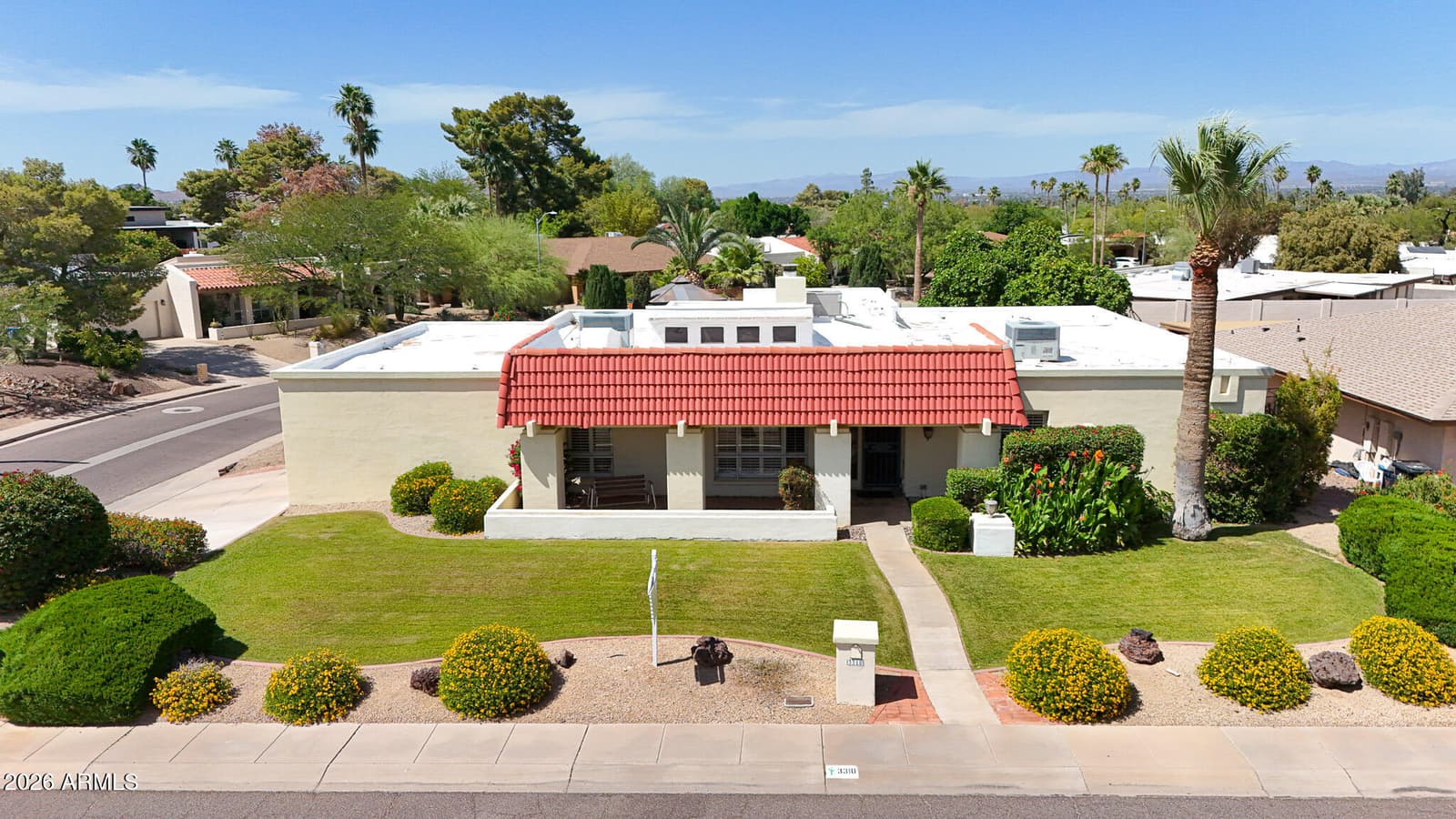3310 E EVA Street, Phoenix, AZ 85028 — photo 6 of 91
