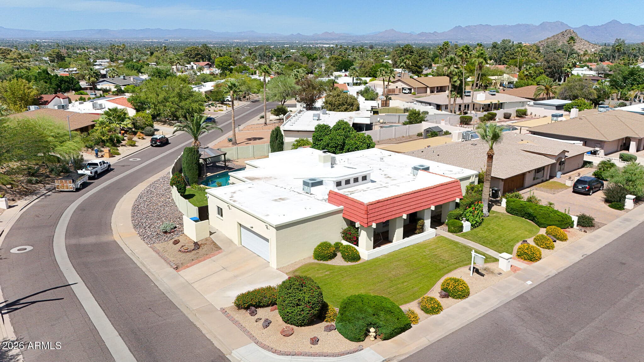 3310 E EVA Street, Phoenix, AZ 85028 — photo 8 of 91