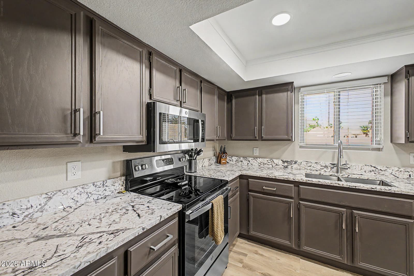26433 S TRURO Drive, Sun Lakes, AZ 85248 — photo 10 of 62