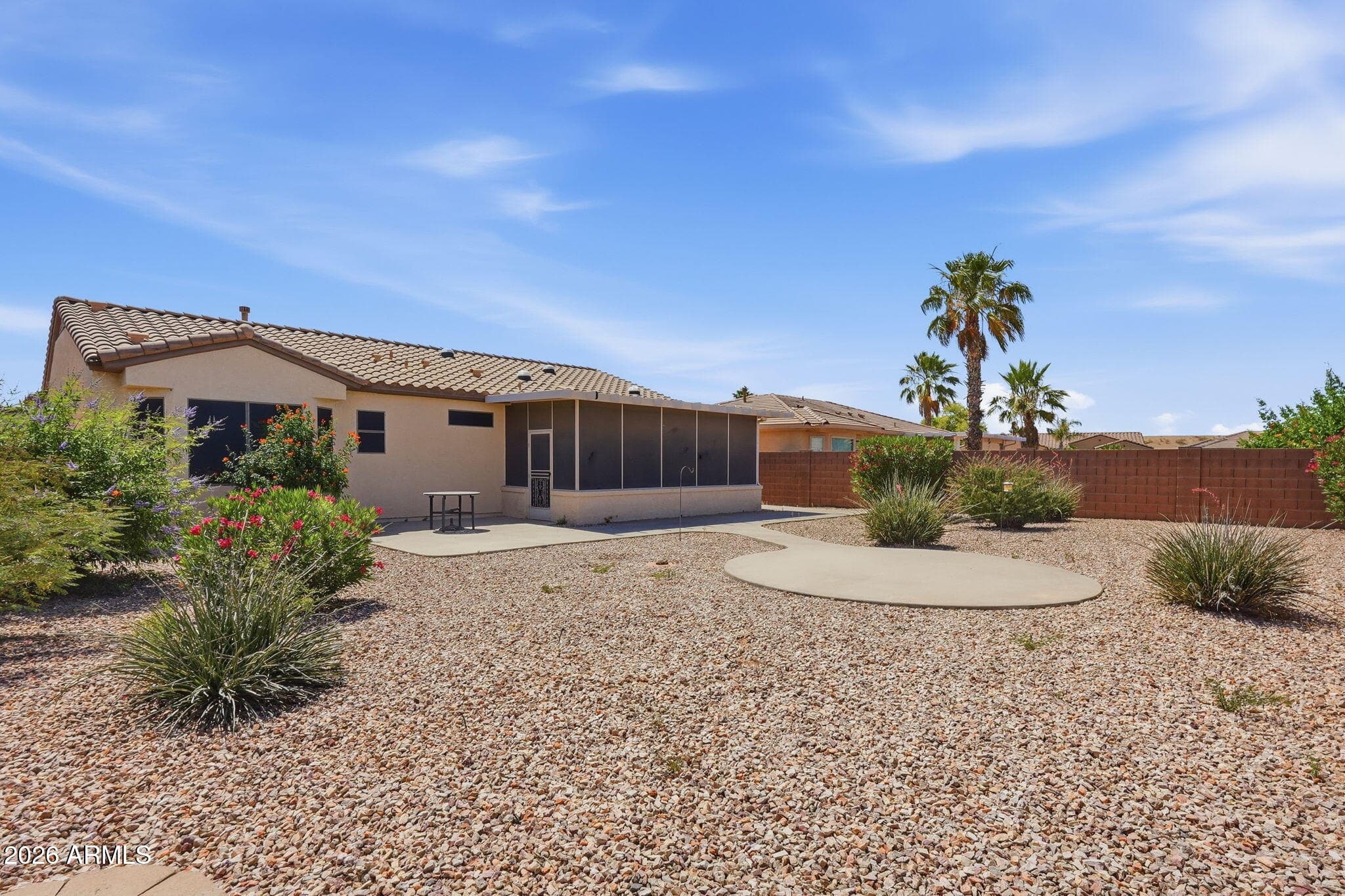 19113 N HUNTERS Run, Surprise, AZ 85387 — photo 19 of 45