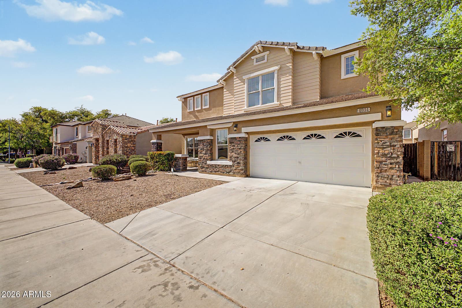 4034 W SAINT KATERI Drive, Phoenix, AZ 85041 — photo 4 of 44