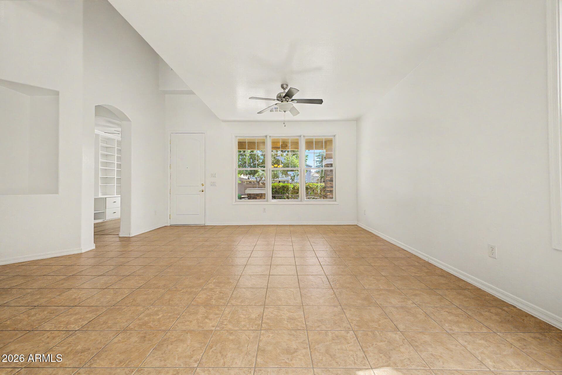 4034 W SAINT KATERI Drive, Phoenix, AZ 85041 — photo 16 of 44