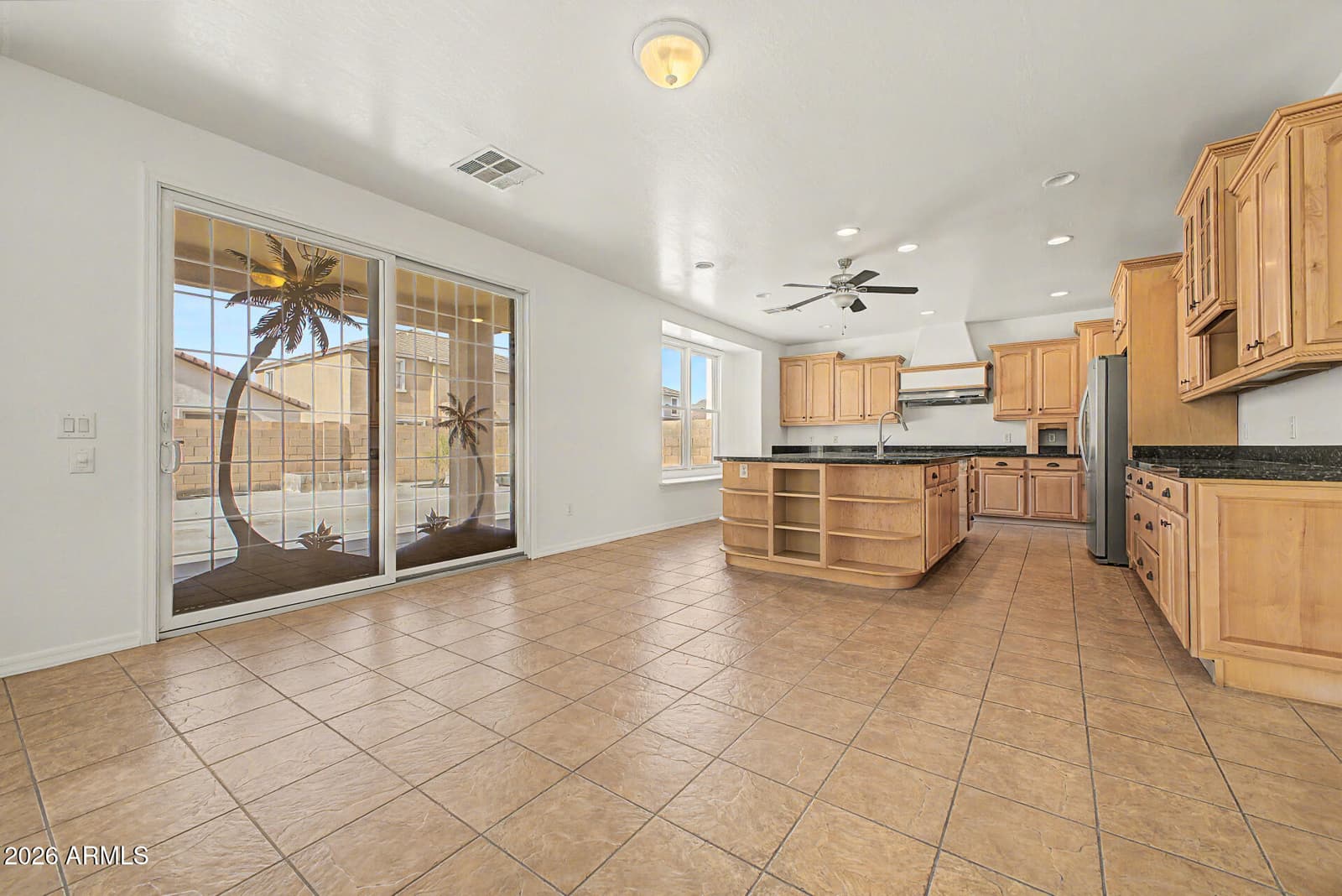4034 W SAINT KATERI Drive, Phoenix, AZ 85041 — photo 10 of 44