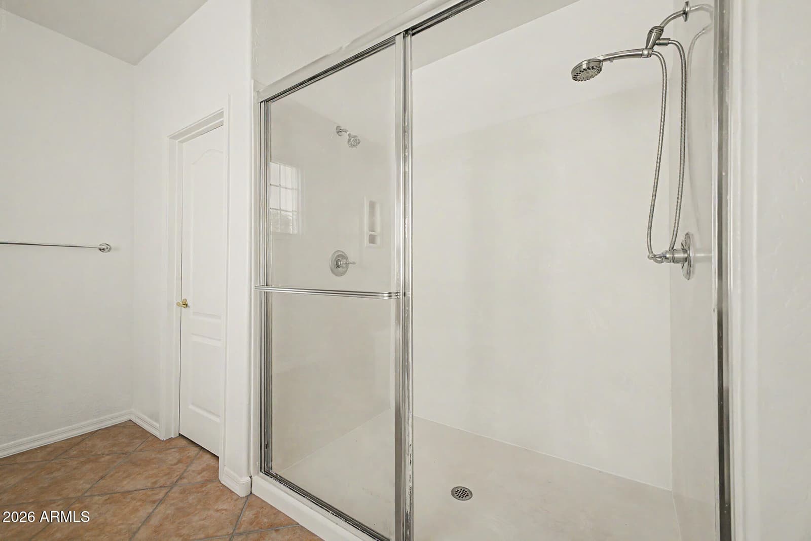 4034 W SAINT KATERI Drive, Phoenix, AZ 85041 — photo 25 of 44