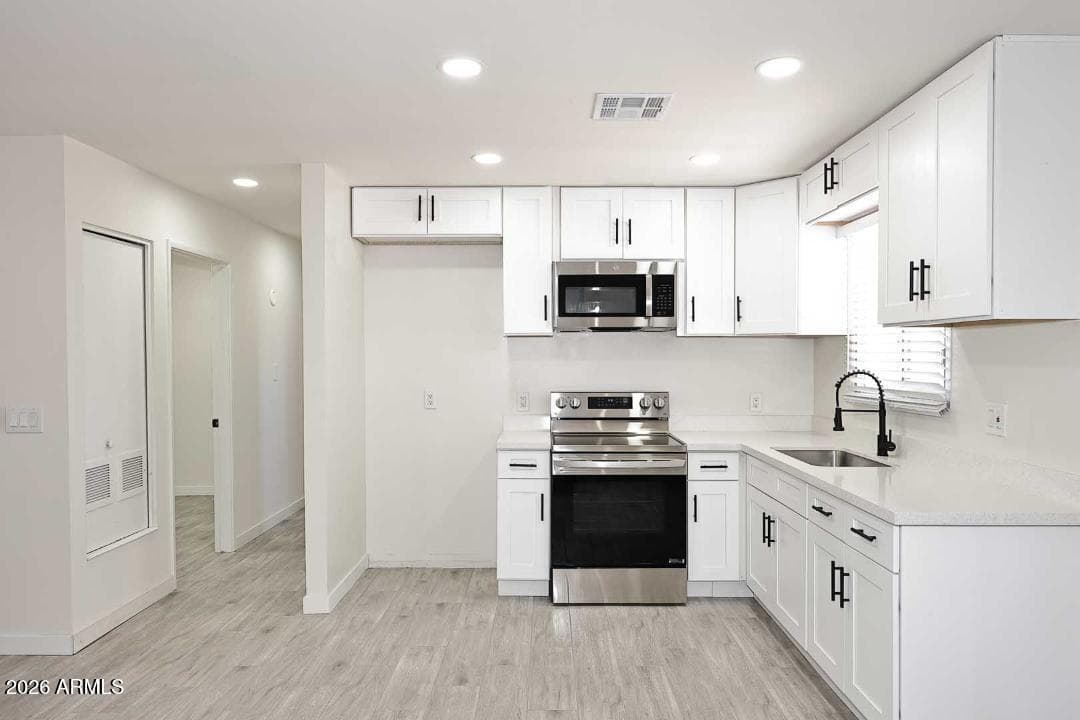 4343 E union hills Drive, Phoenix, AZ 85050 — photo 10 of 21