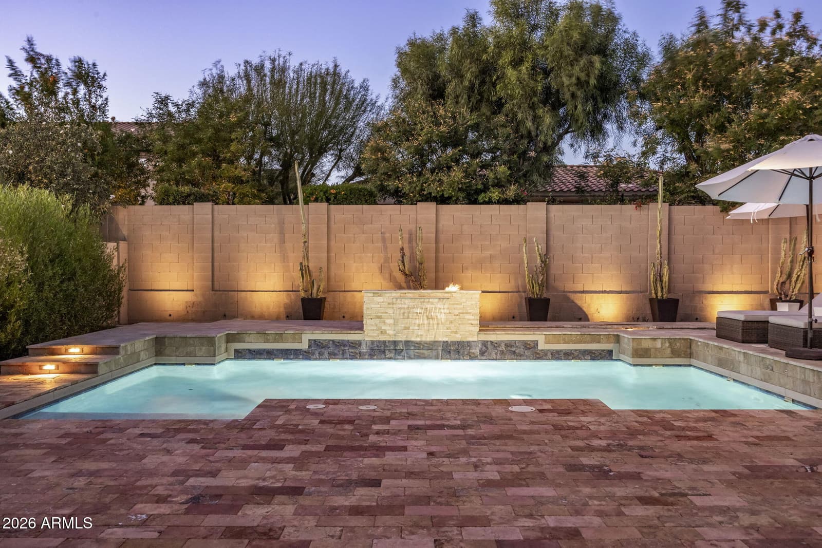 3950 E PATRICK Lane, Phoenix, AZ 85050 — photo 6 of 71