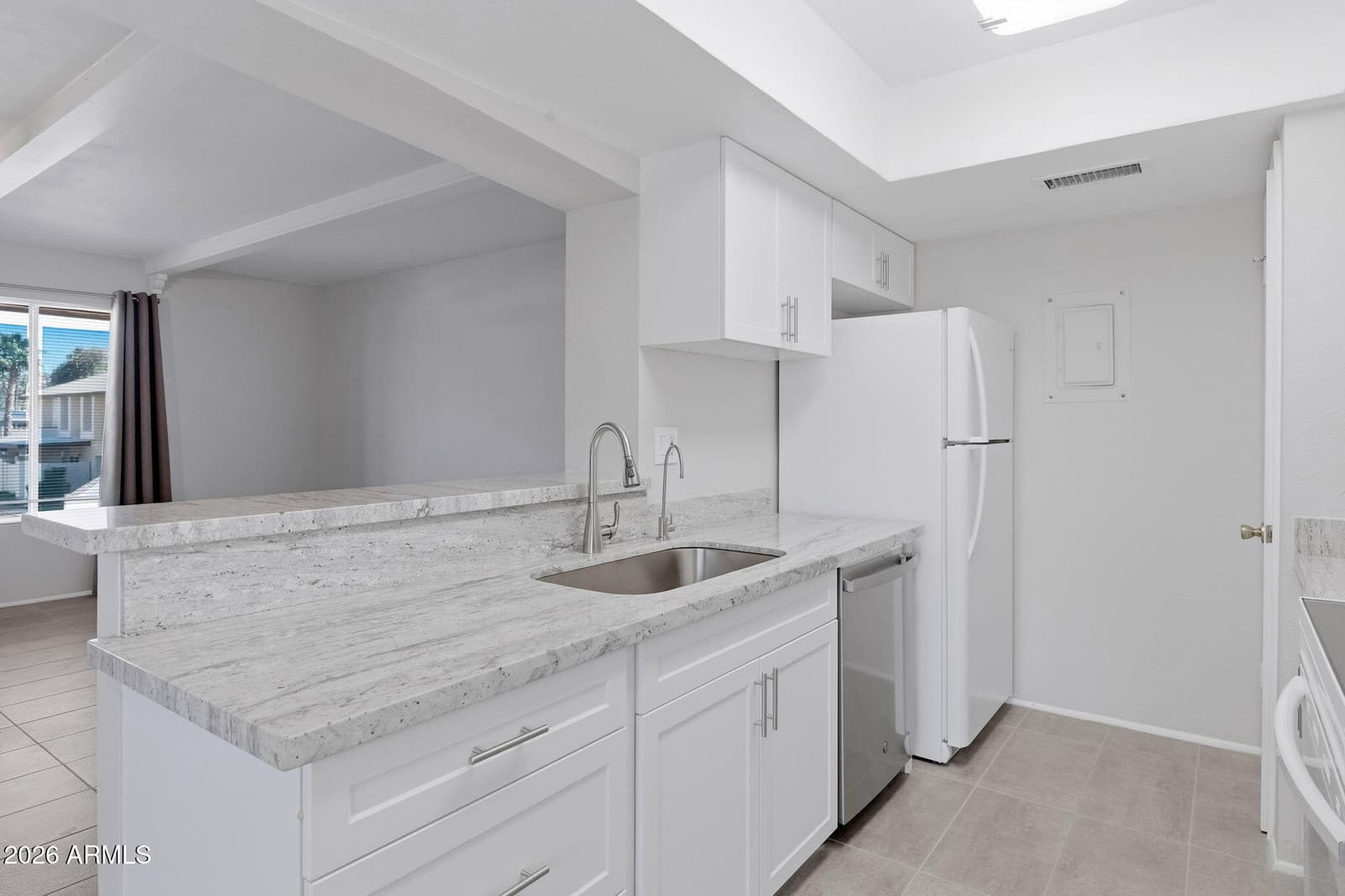 780 E EUGIE Avenue, Phoenix, AZ 85022 — photo 14 of 25