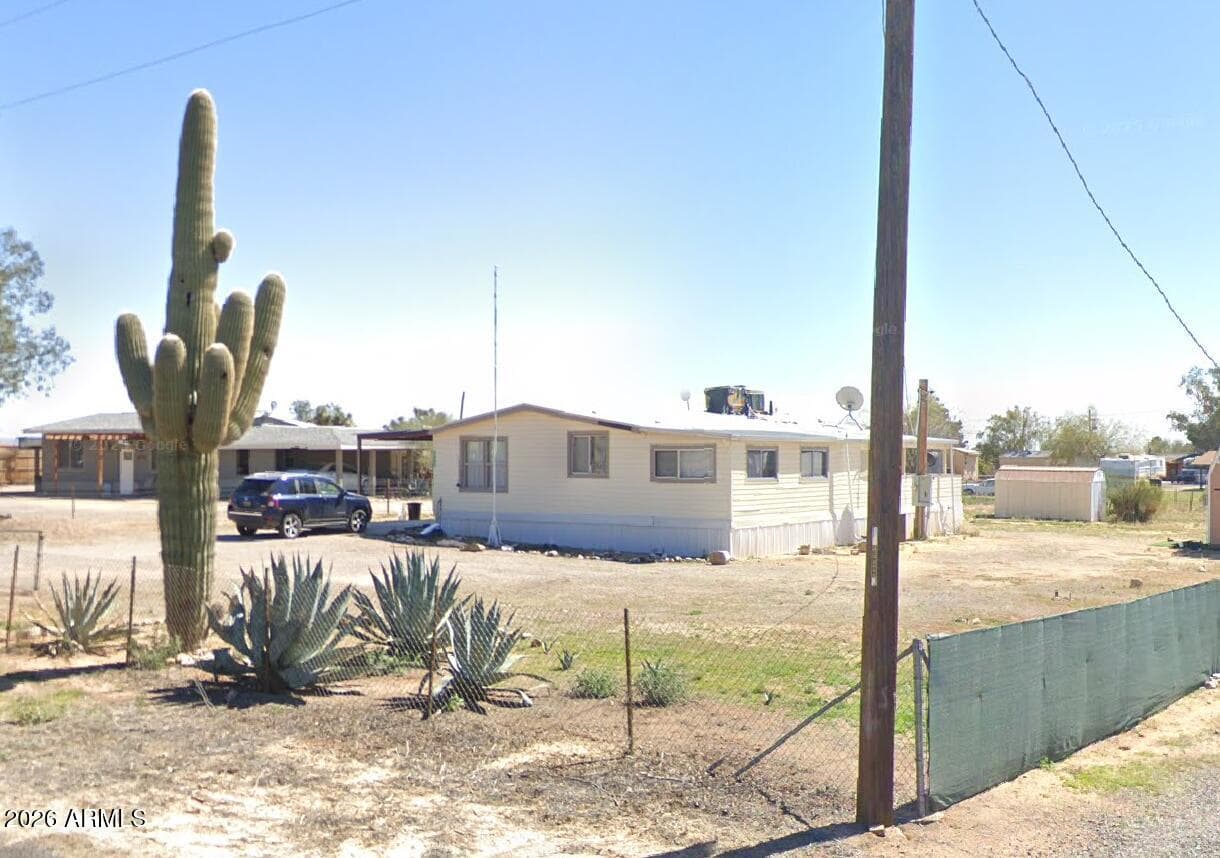 22655 W HENDERSON Street, Congress, AZ 85332 — photo 2 of 15