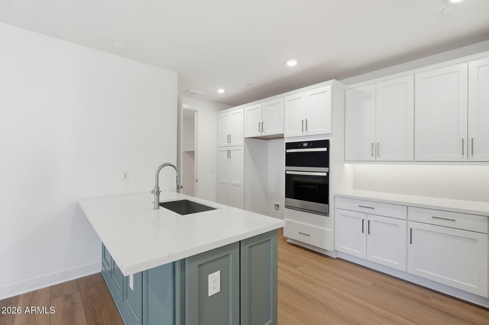 2121 W SONORAN DESERT Drive 81, Phoenix, AZ 85085 — photo 18 of 28