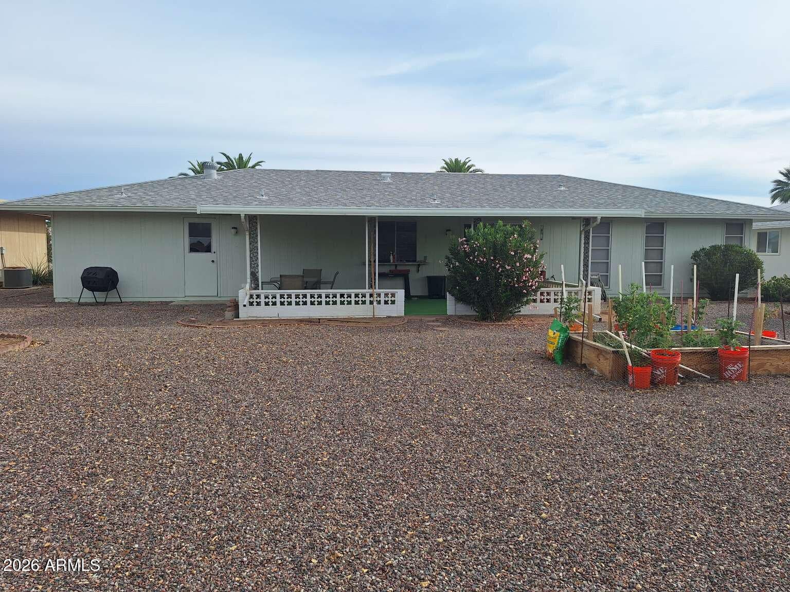 10509 W OAK RIDGE Drive, Sun City, AZ 85351 — photo 3 of 12