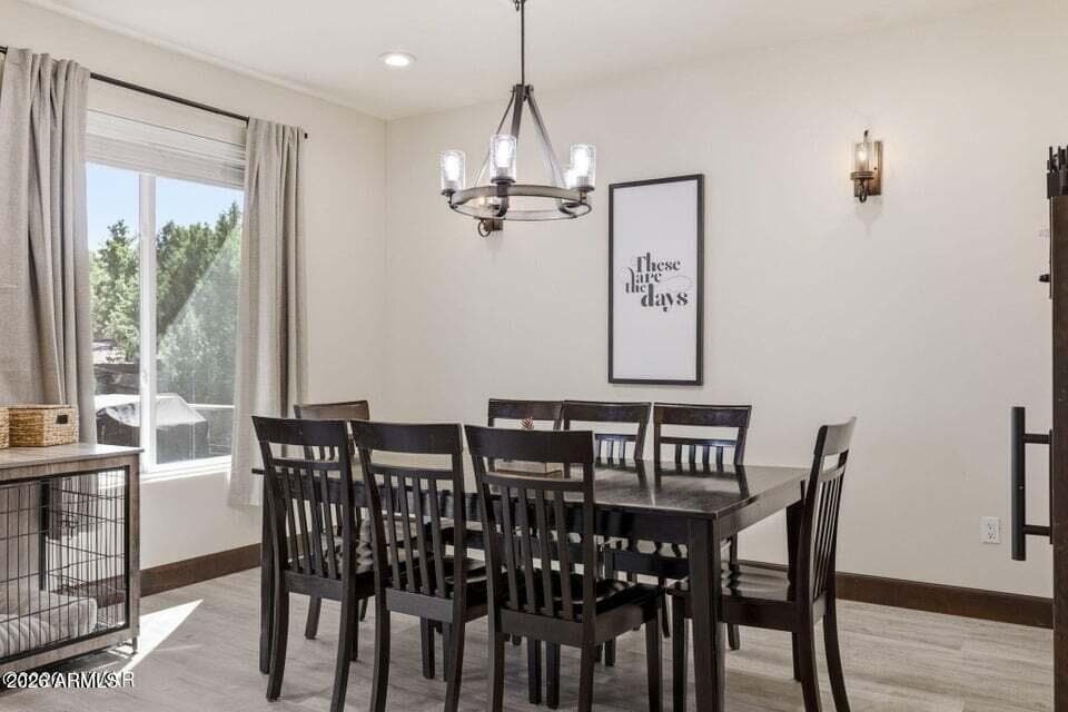 4930 W MOUNTAIN HOLLOW Loop, Show Low, AZ 85901 — photo 13 of 42