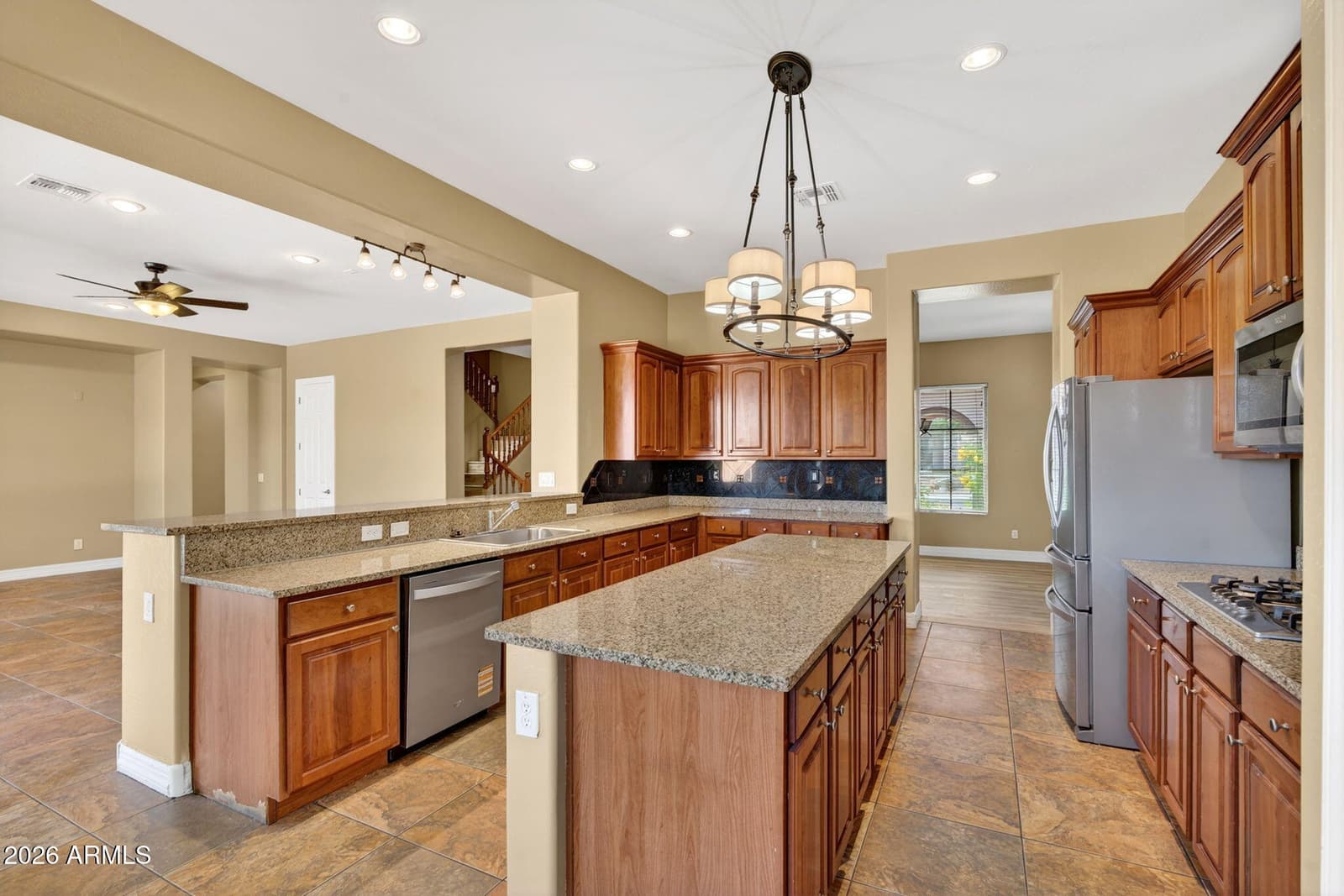 6894 W MAZATZAL Drive, Peoria, AZ 85383 — photo 11 of 80