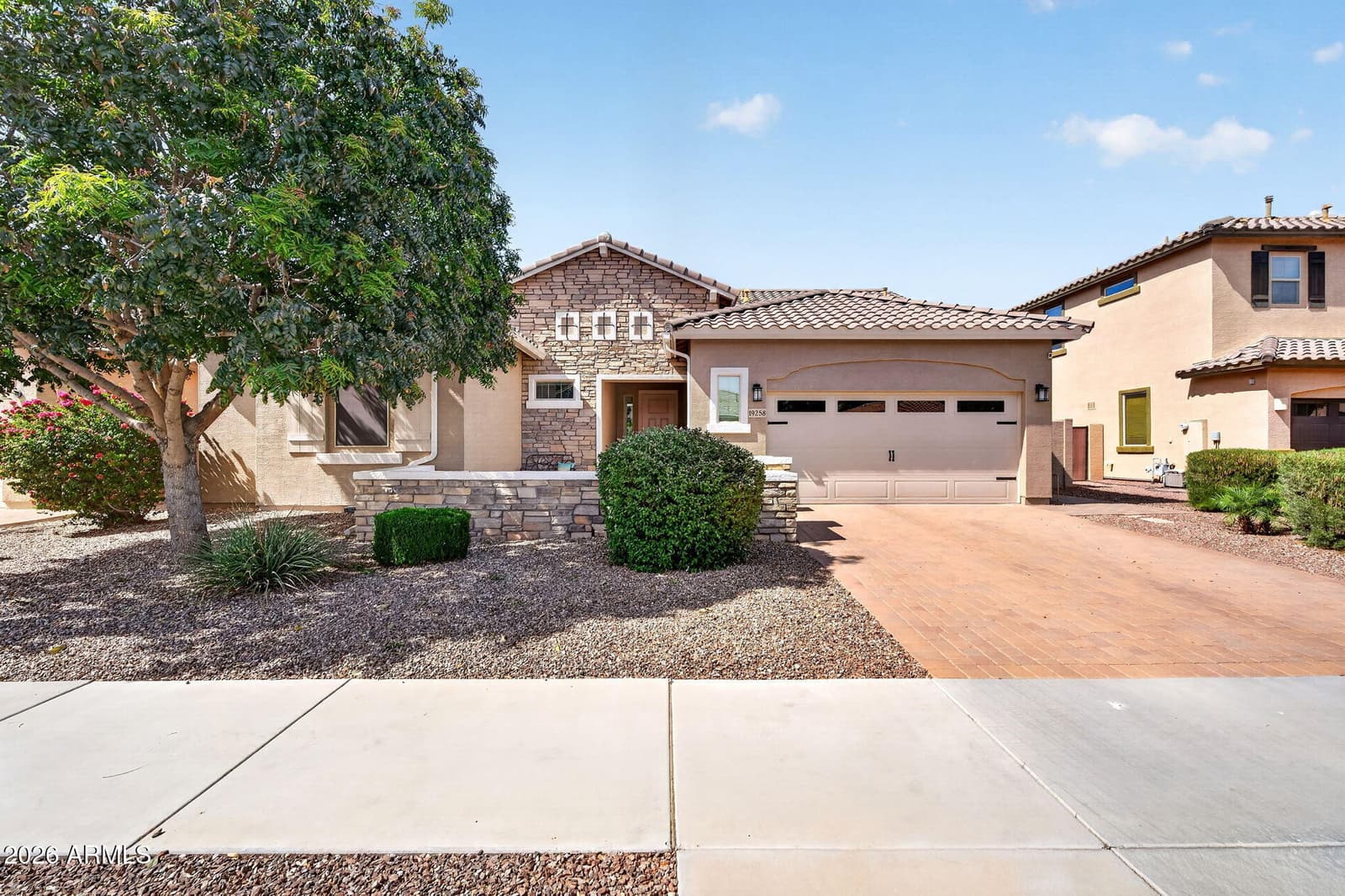 19258 E CANARY Way, Queen Creek, AZ 85142 — photo 1 of 44