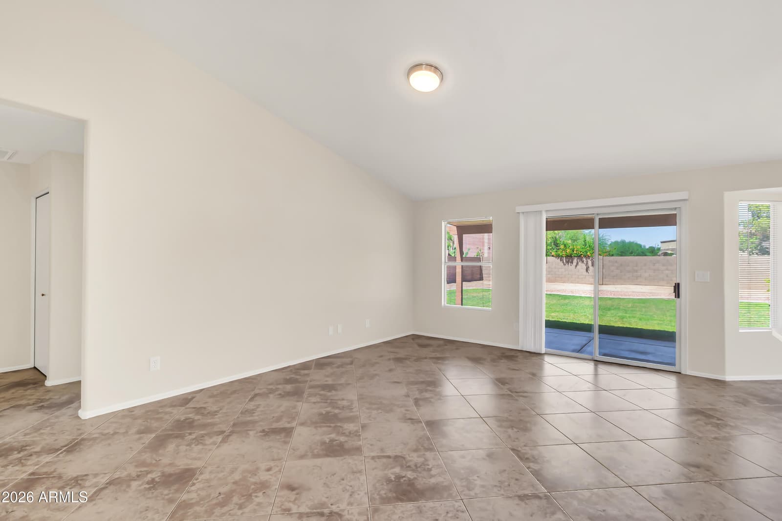 5910 W COMMONWEALTH Avenue, Chandler, AZ 85226 — photo 11 of 45