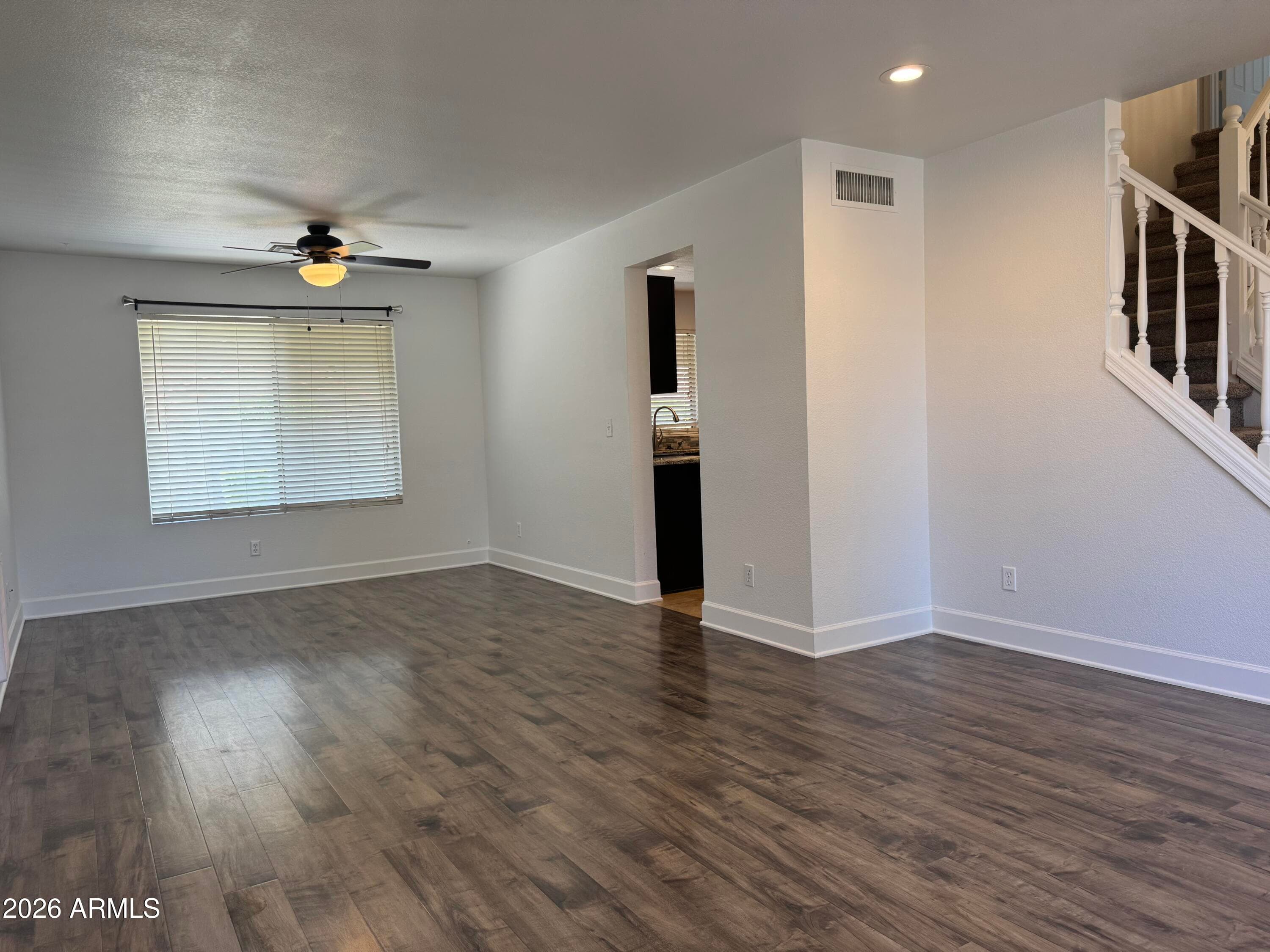 3927 E LAVENDER Lane, Phoenix, AZ 85044 — photo 9 of 63