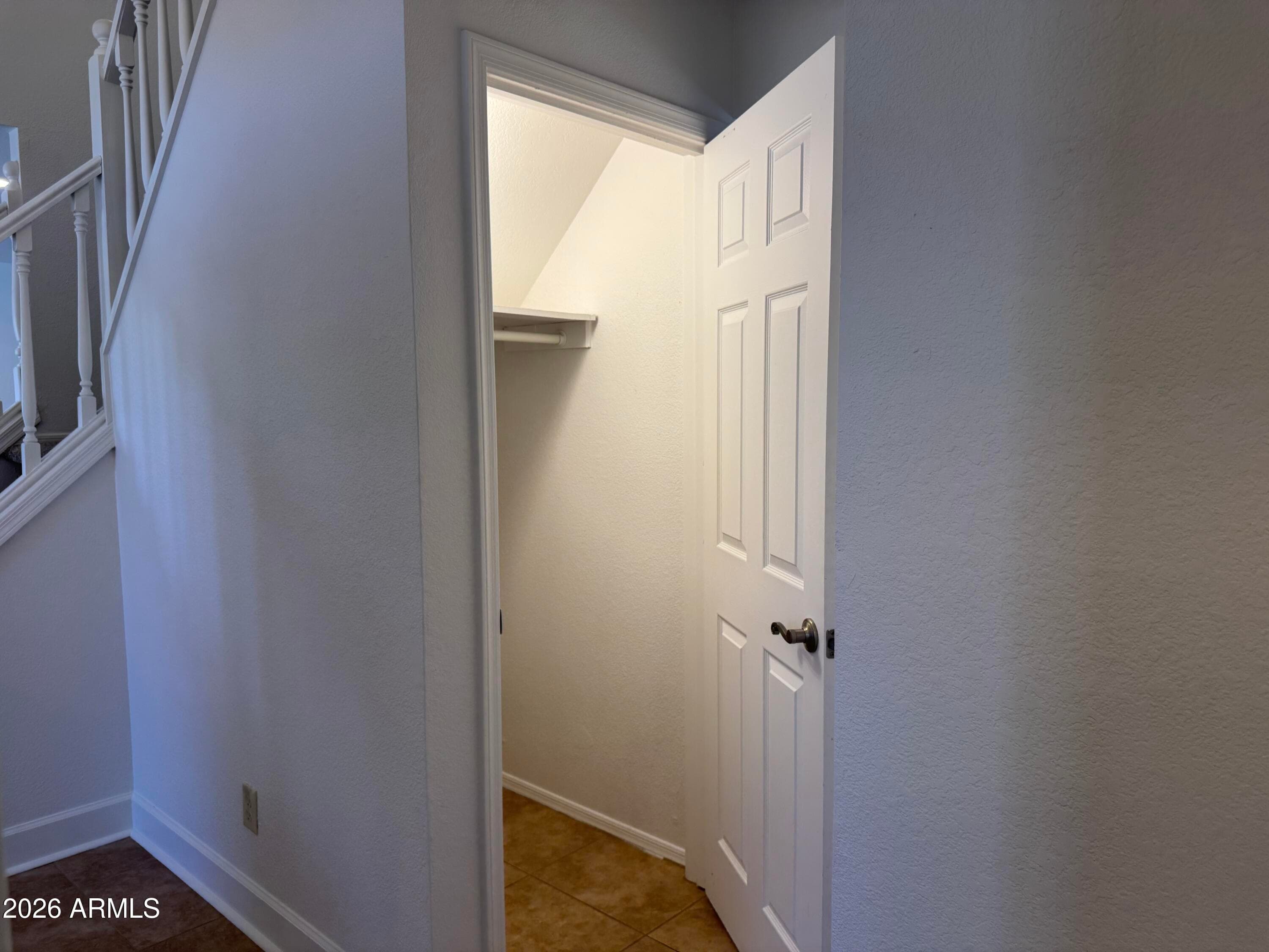3927 E LAVENDER Lane, Phoenix, AZ 85044 — photo 19 of 63